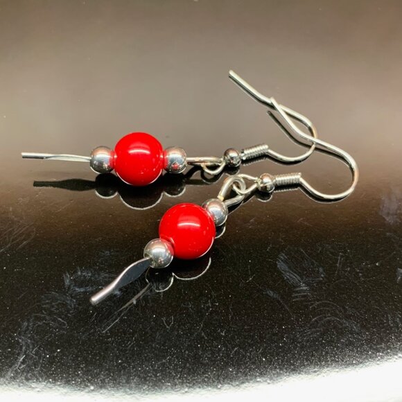 Red Coral Bead Dangle Handmade Pierced Earrings LR161 - Picture 2 of 5